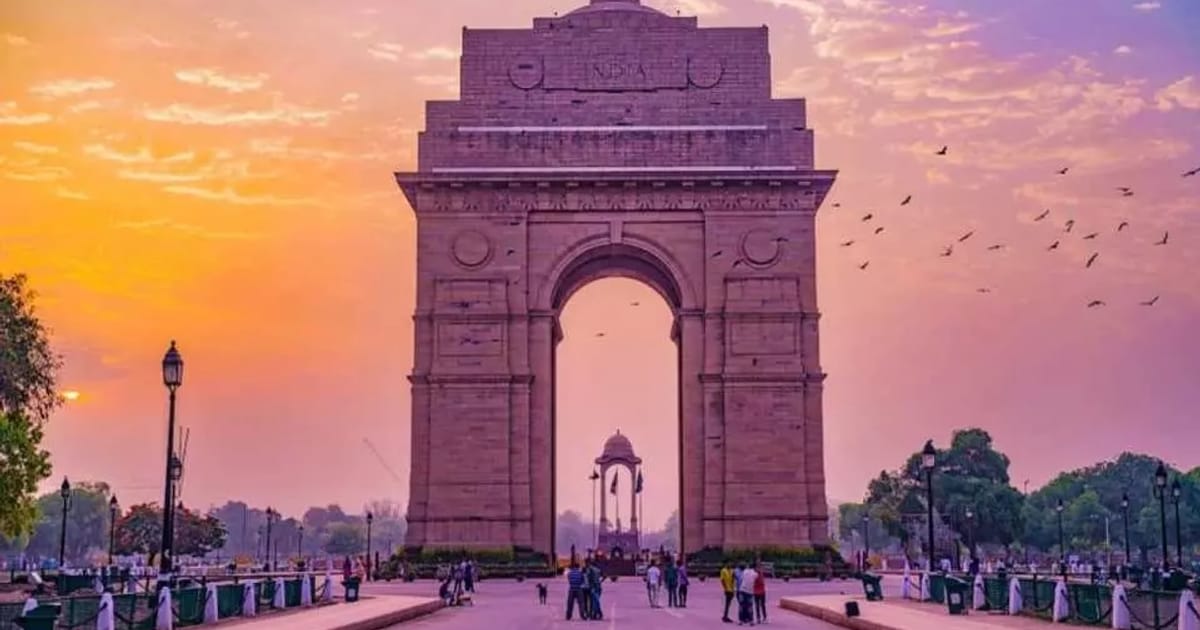 Golden Triangle on a Budget: Travel Cheap Without Missing Fun - K.Ankita Sharma на we.ua