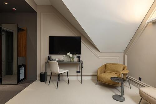 Best Price on LUBICH Concept Hotel in Lviv + Reviews!