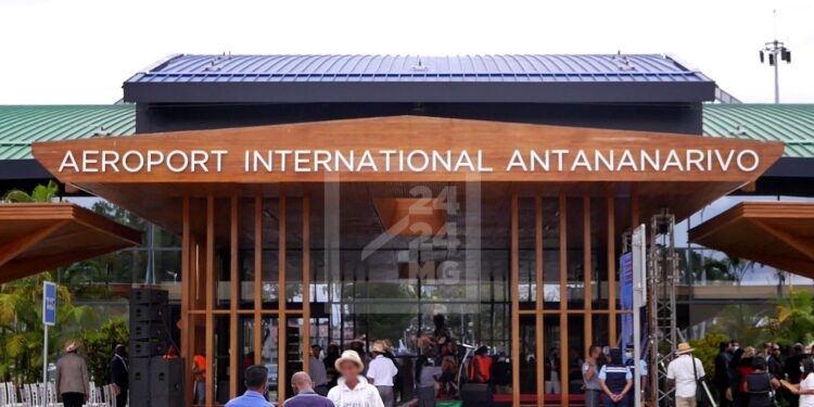 RAVINALA AIRPORTS - Les redevances par passager maintenues à 22 euros pour  les vols domestiques | 2424.mg - L'actualité à Madagascar en temps réel