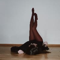 червоні колготки