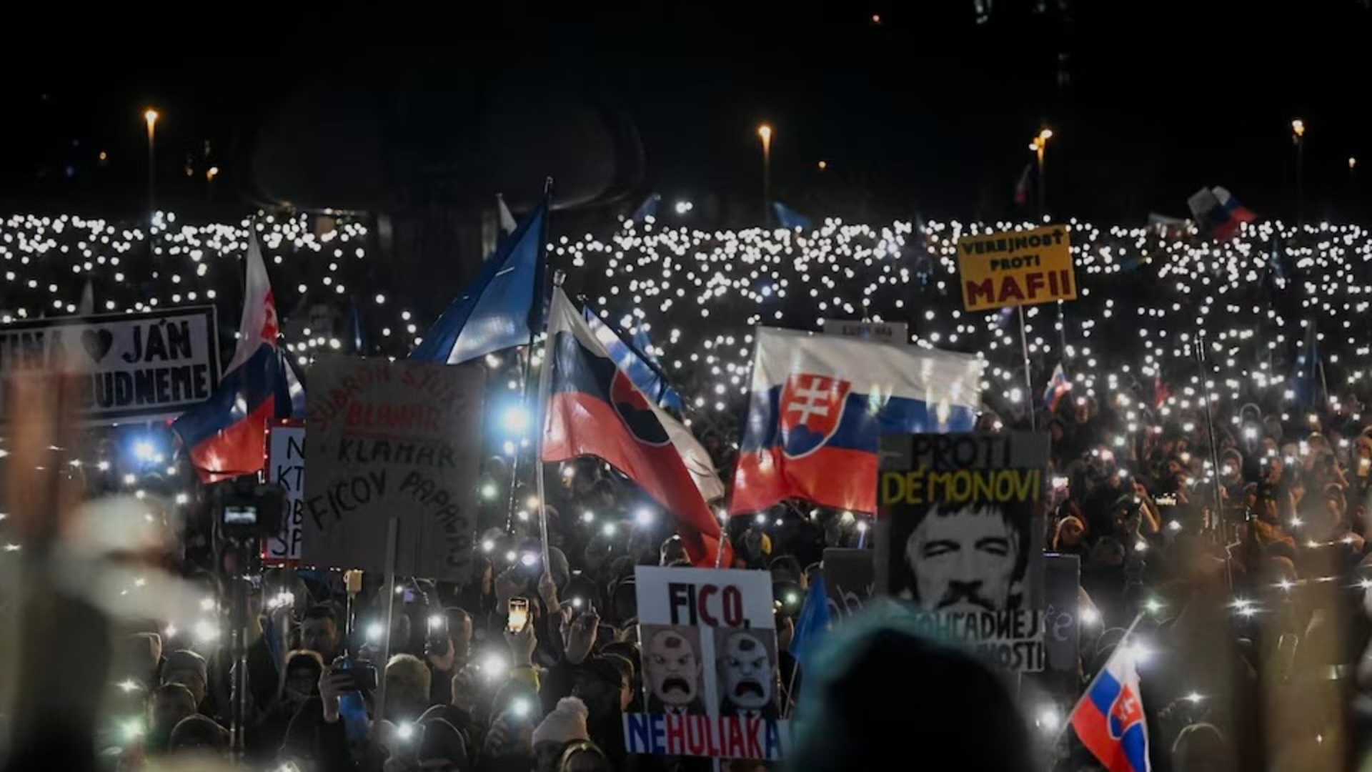 Мітинги в Словаччині