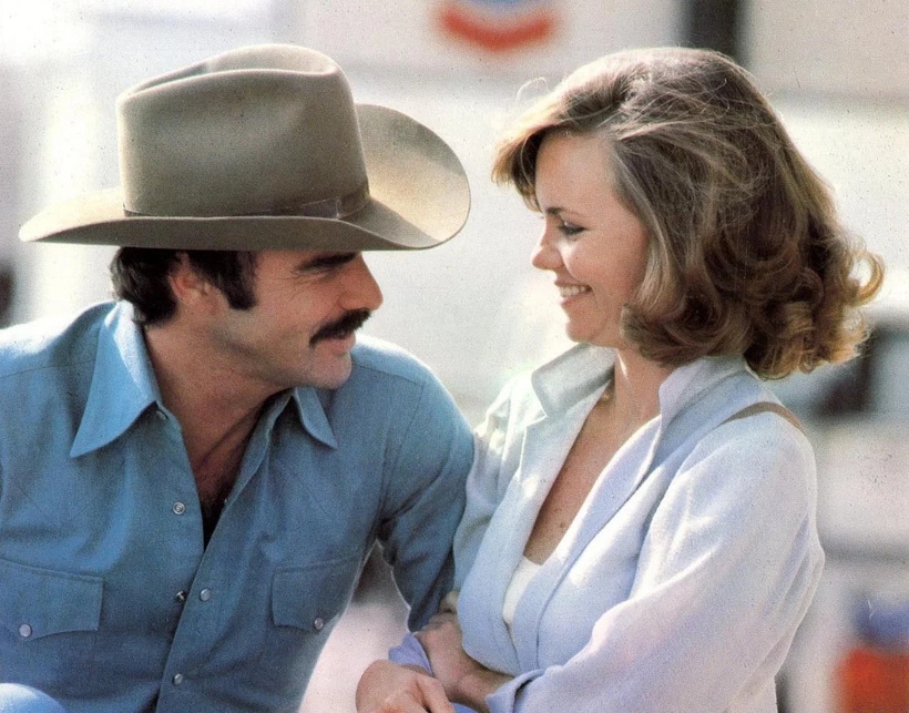 Смокі і Бандит 2 - Берт Рейнольдс і Саллі Філд