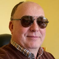 Андрій Смирнов