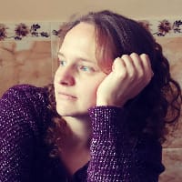 Оксана Сухарина
